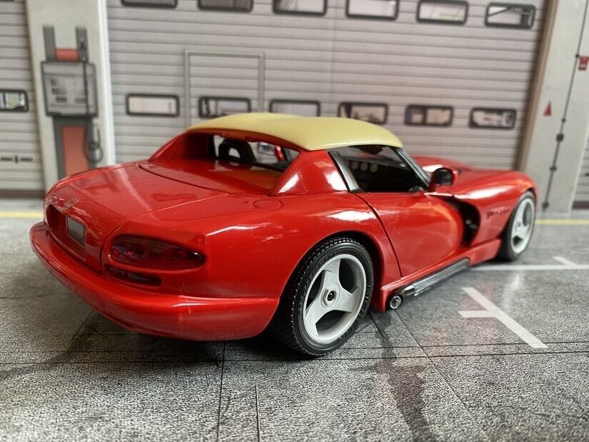 Double Bubble Hardtop für Dodge Viper RT/10 Resin unlackiert Diorama Tuning 1:18