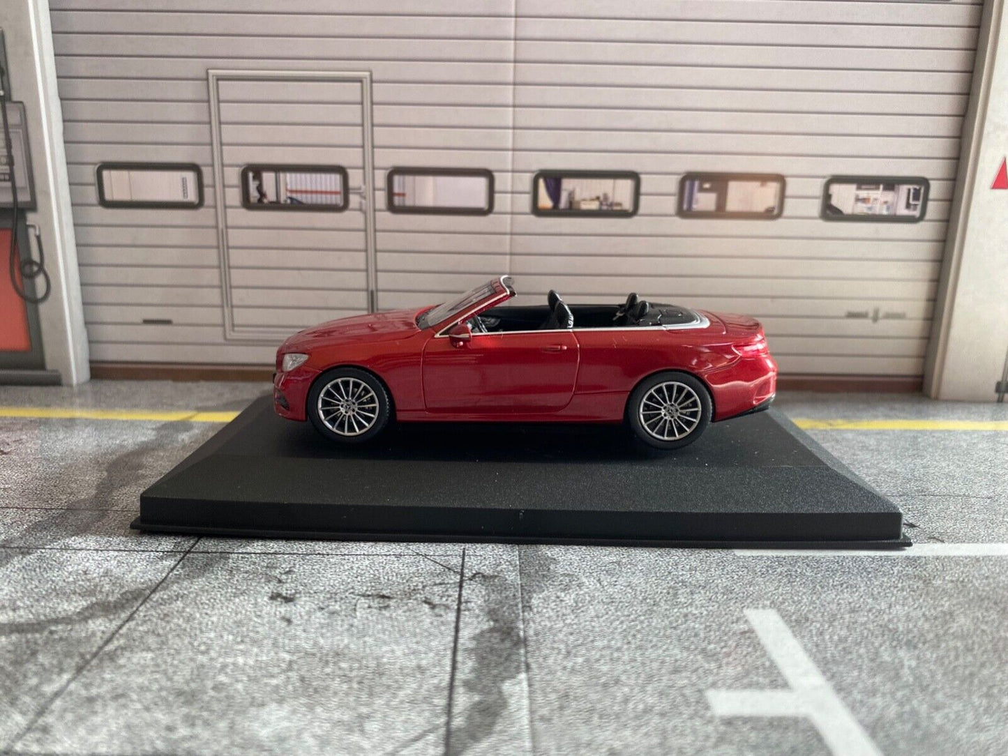 Mercedes Benz E-Klasse Cabriolet Mercedes Benz IAA 2017 I-Scale 1:43