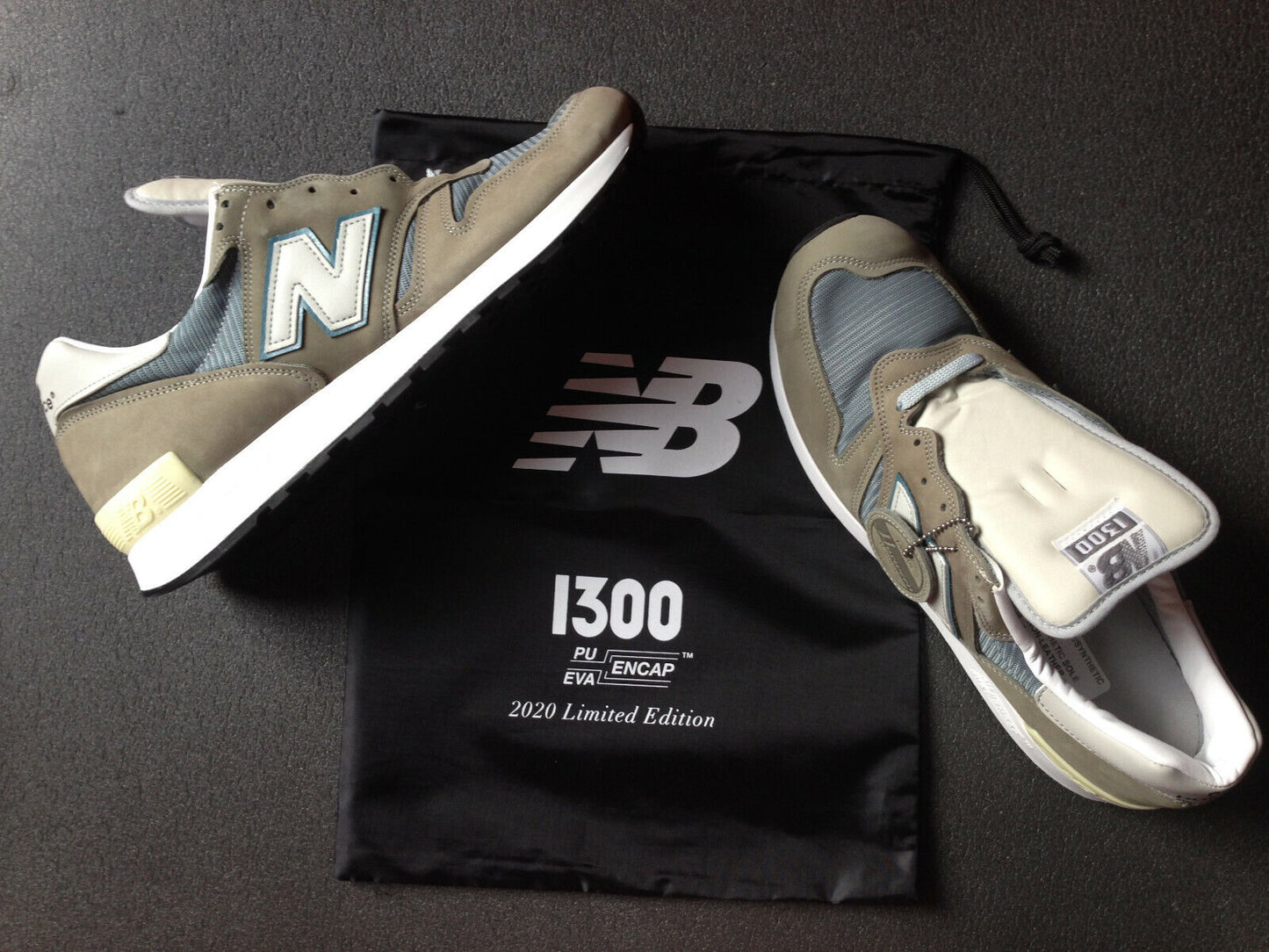 New Balance M1300JP3 1300 +"Mortgage The House" T-Shirt & bag US 12 UK 11,5 EUR 46,5