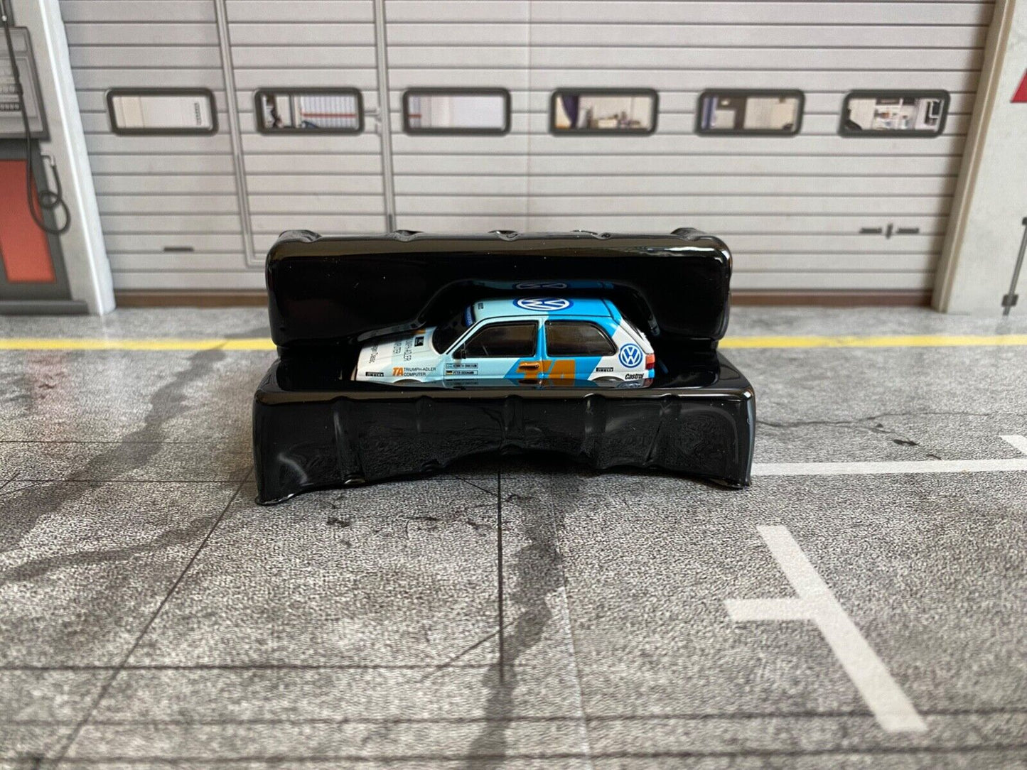 VW Golf 2 GTI 16V mit BBS Gr. A Diekmann / Eriksson neu in Box new in box 1:64