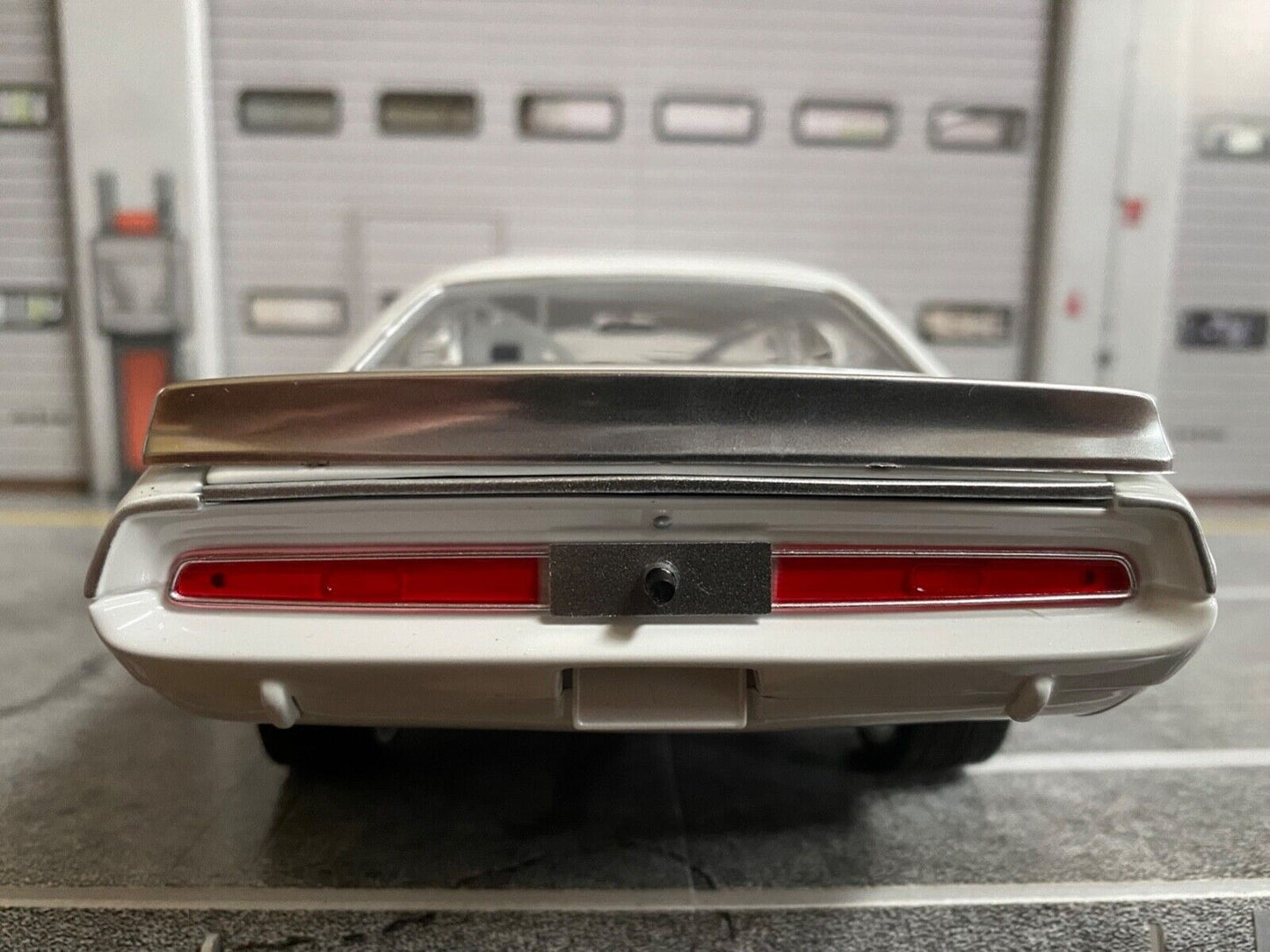 Dodge Challenger 1970 Kowalski 1 of 524 Neu in OVP Weiß white ACME A1806022 1:18