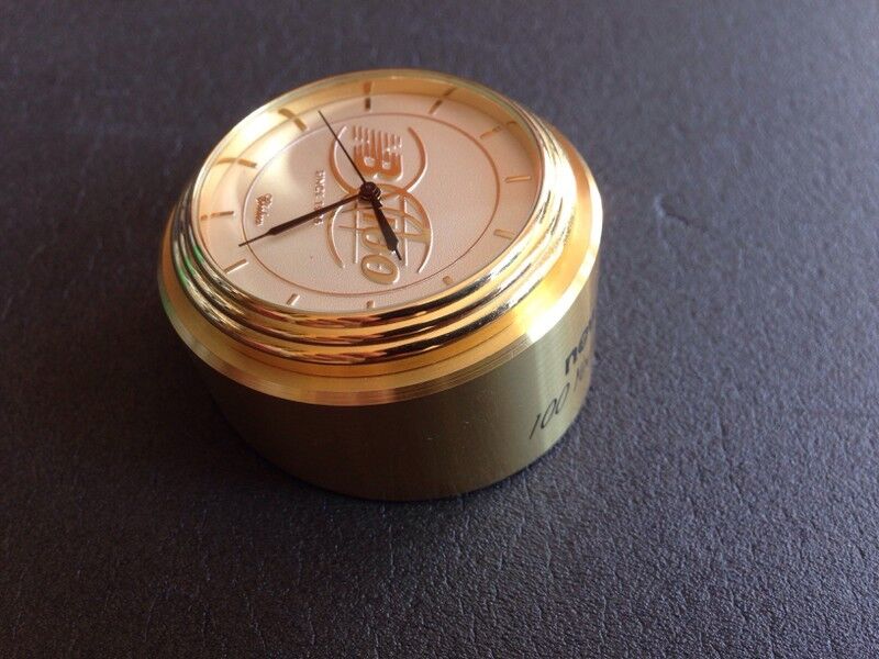 New Balance 100 Jahre Anniversary Schreibtisch-Uhr desk clock NB very rare