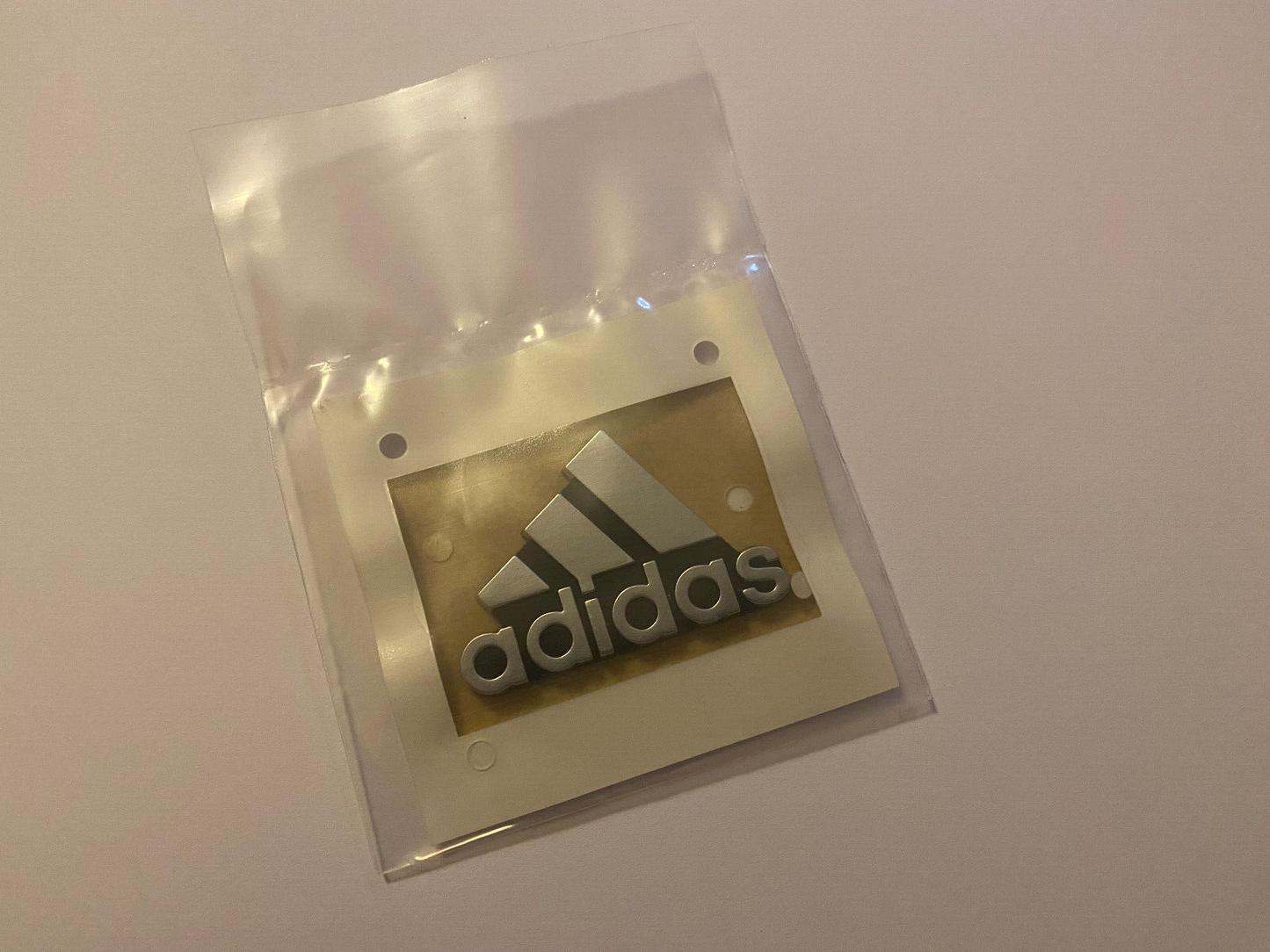 VW Golf 6 VI Typ 1K ADIDAS-Emblem f. B-Säule Schild Schriftzug Zeichen 5K0853621