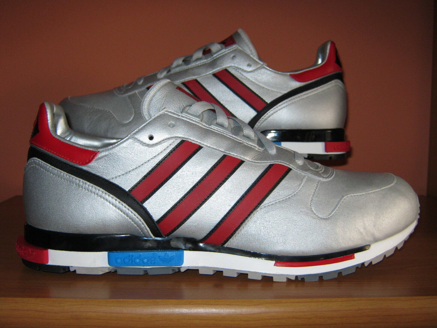 Adidas Rising Star Retro 2004 vintage colourway new in box US 11,5 UK 11  FR 46