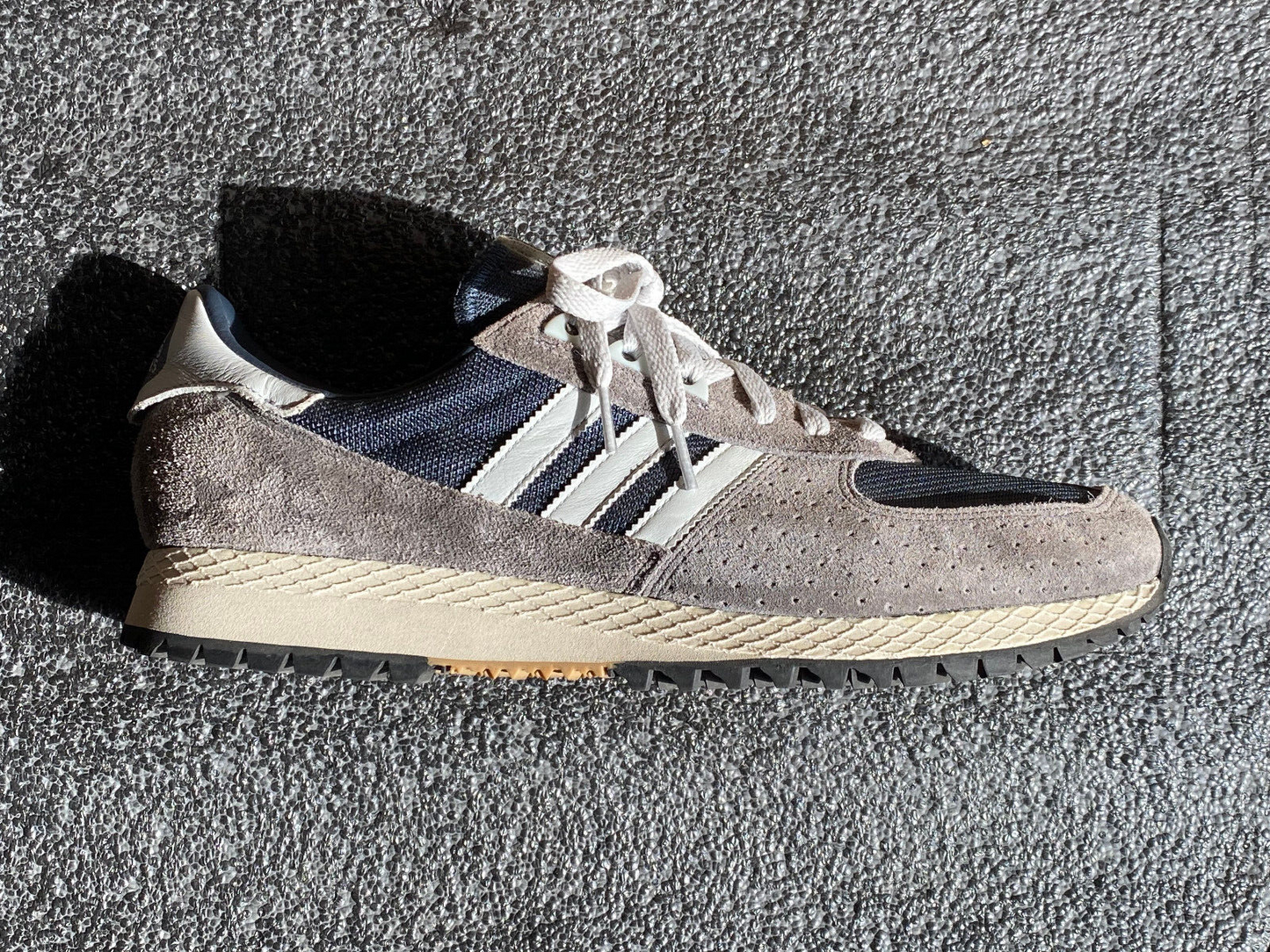 Adidas City Marathon PT 42/195 vintage New York cw US 12 UK 11,5 EUR 46 ⅔