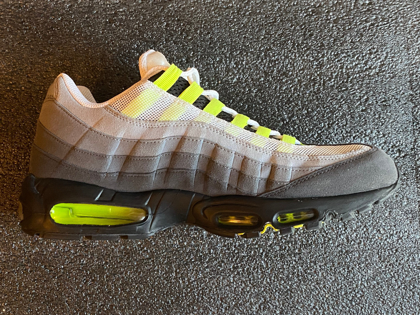 Nike Air Max 95 Neon 2012 vintage OG colourway US 12 UK 11 EUR 46