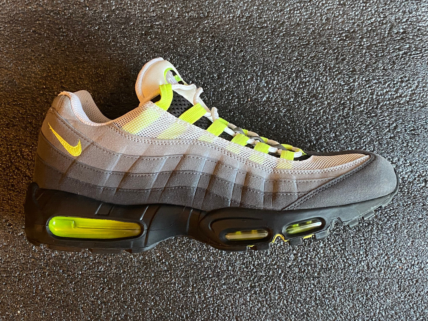 Nike Air Max 95 Neon 2012 vintage OG colourway US 12 UK 11 EUR 46