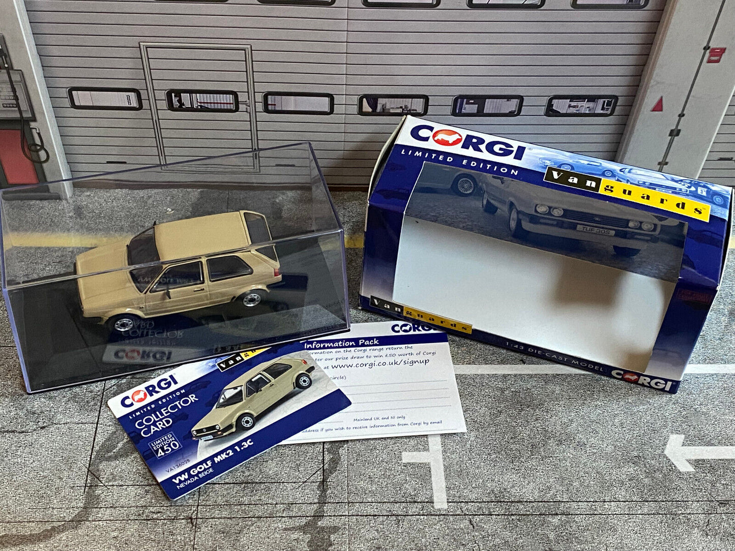 VW Golf 2 1,3 C (19E) Mk2 Nevada Beige Deutsche Version LHD Vanguards Corgi 1:43