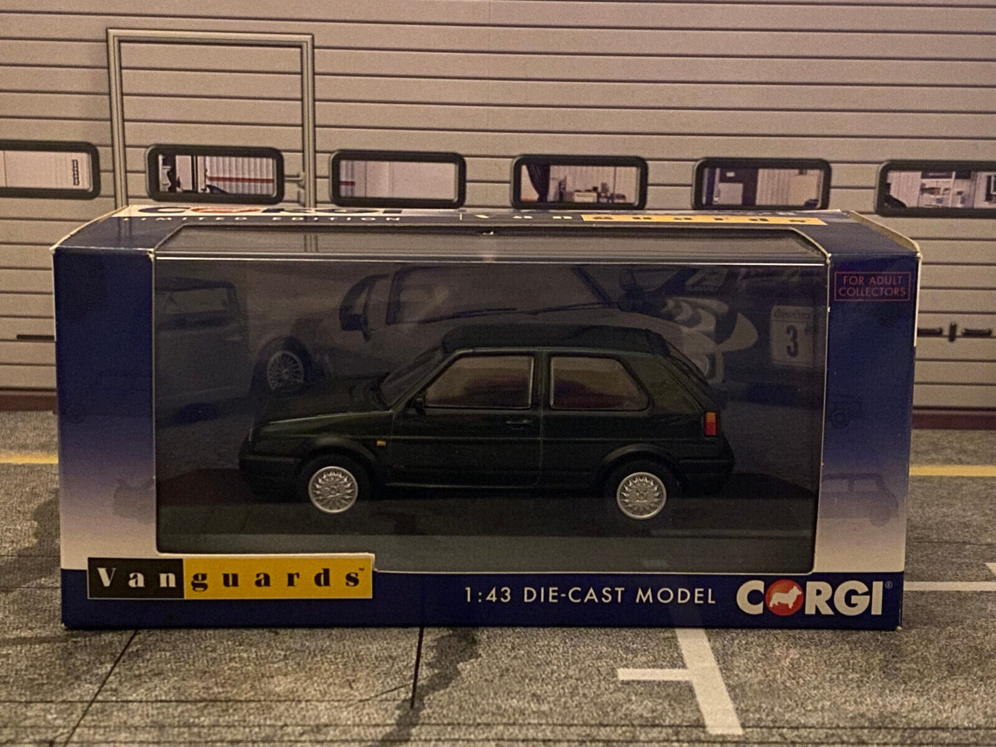 VW Golf 2 GTI (19E) Special Mk2 Oakgreen Oakgrün Vanguards Corgi Neu in OVP 1:43