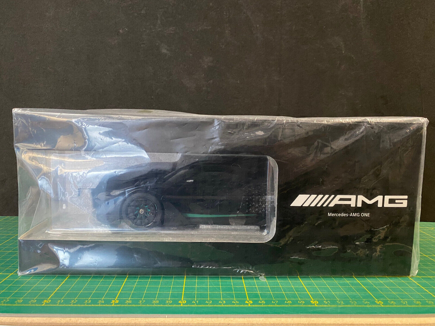 Mercedes-AMG One Dealer Edition schwarz DieCast NZG Neu in OVP new in box 1:18