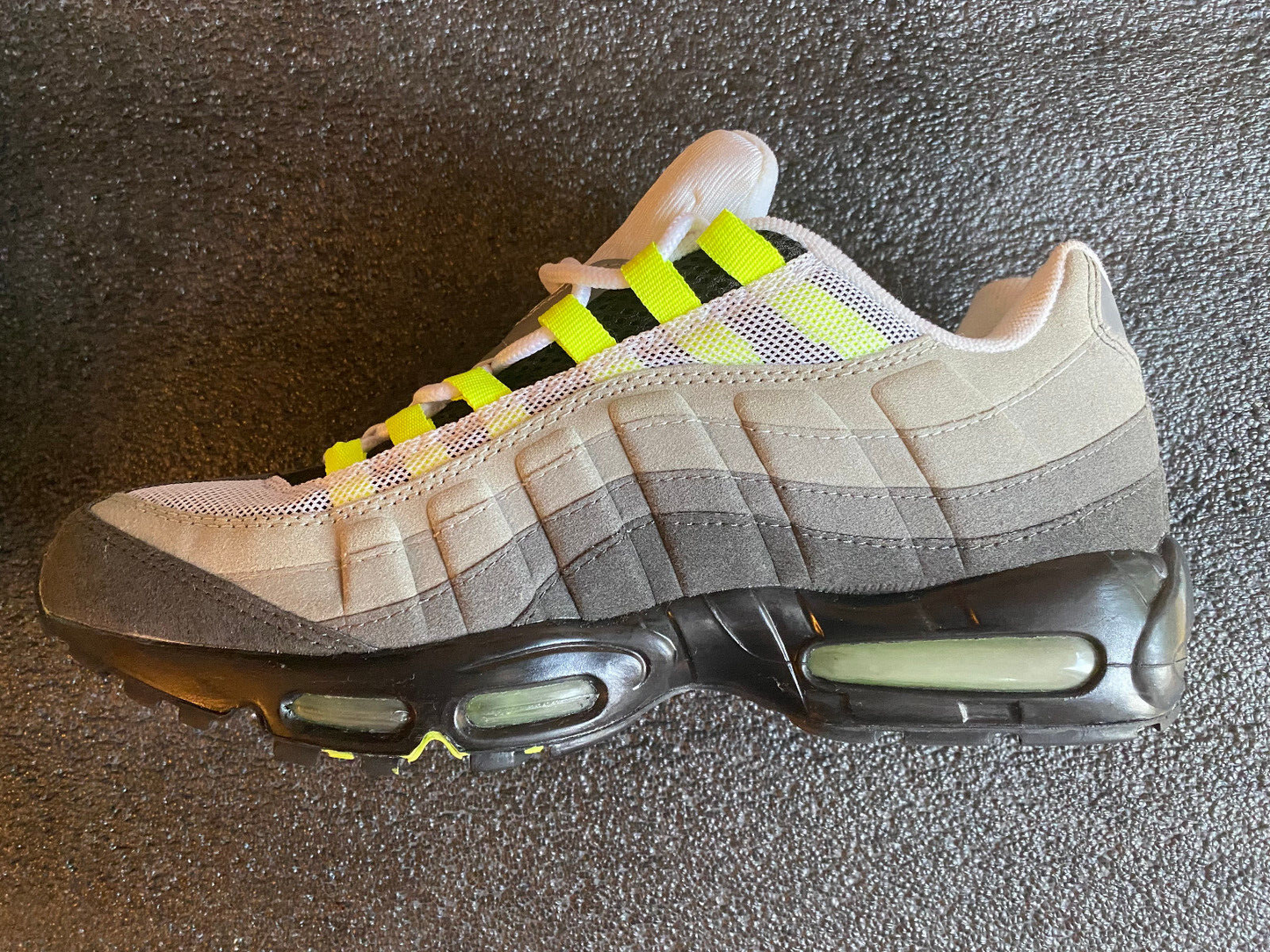 Nike Ir Max 95 Neon vintage OG colourway new with defects US 12 UK 11  EUR 46