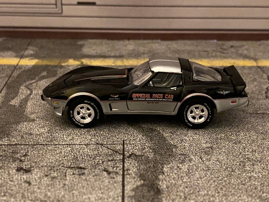 Chevrolet Corvette Pace Car Metall Greenlight 1:64