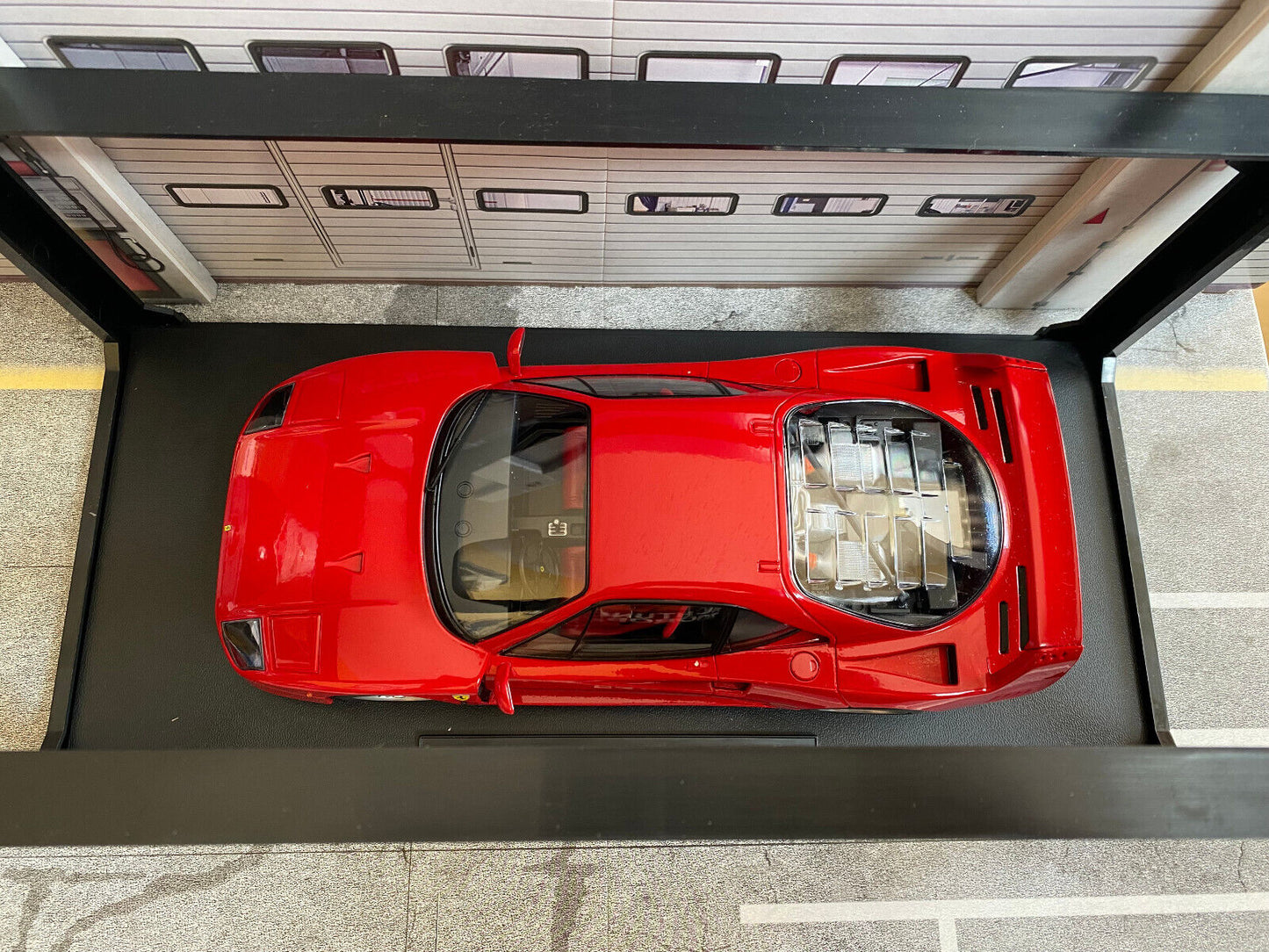 Farrari F40 Umbau auf rote Sitze KK-Scale 1:18