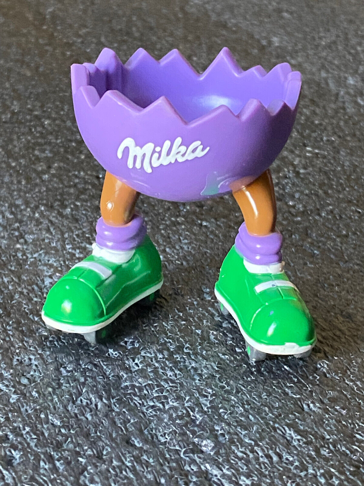 Milka Eierbecher Ostern Kunststoff Rollschuhe Roller Skates Easter