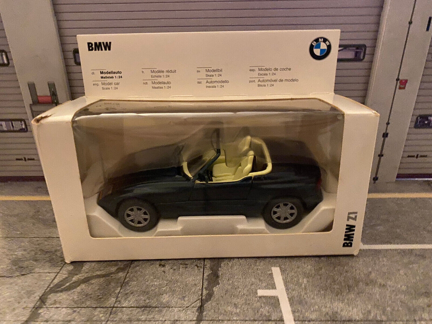 BMW Z1 urgrün Dealer Edition Metall Schabak alles zu öfnen Neu Die Cast new 1:24