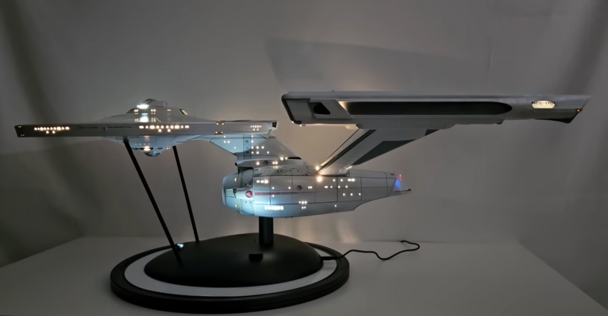 USS Enterprise NCC-1701 Star Trek "The Motion Picture" Die Cast 1:350 TOMY PLUS 47656CS