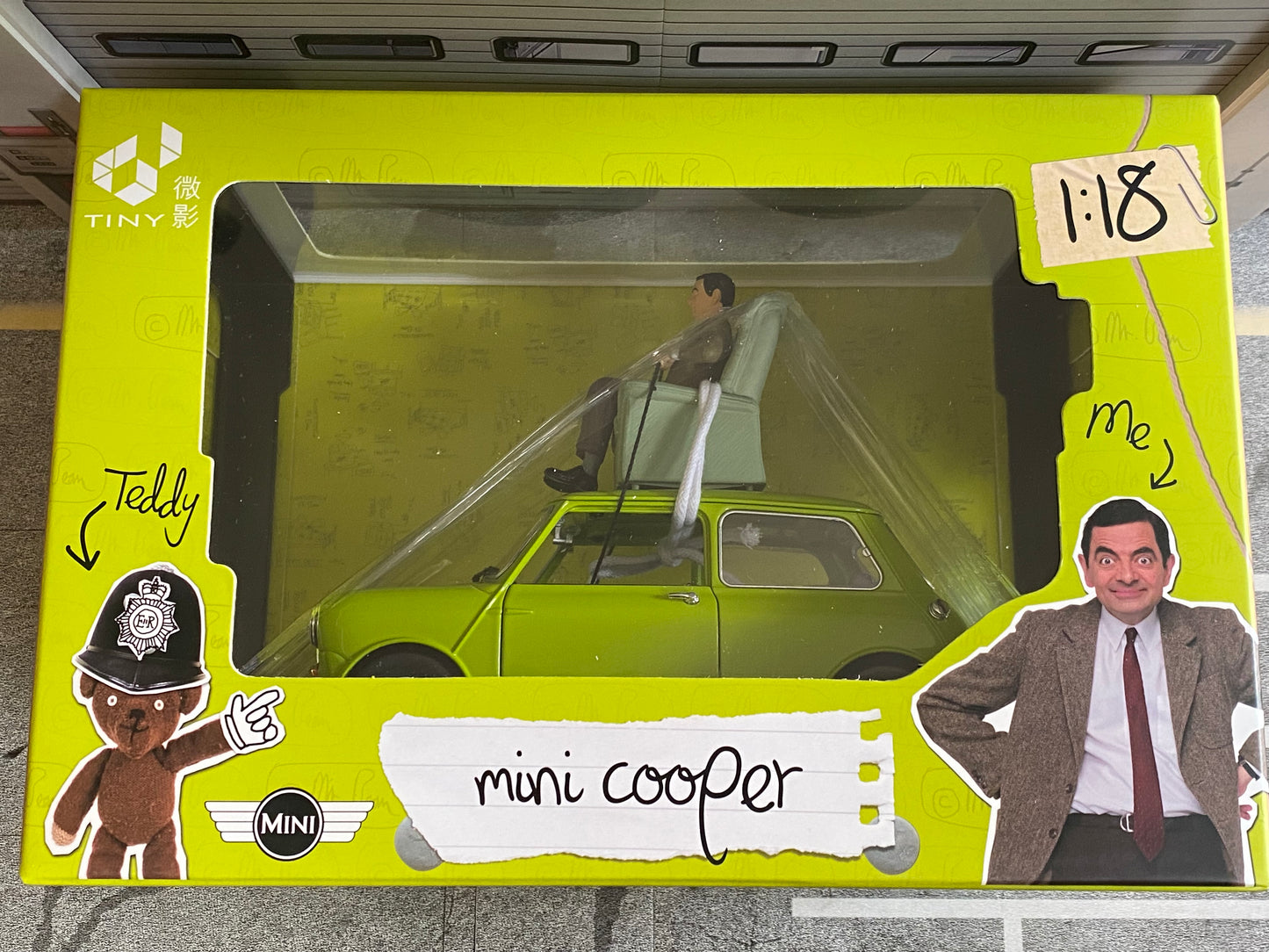 Mini Cooper "Mr. Bean" mit Figur British Leyland 1977 Mini 1000 Neu in OVP new in box 1:18