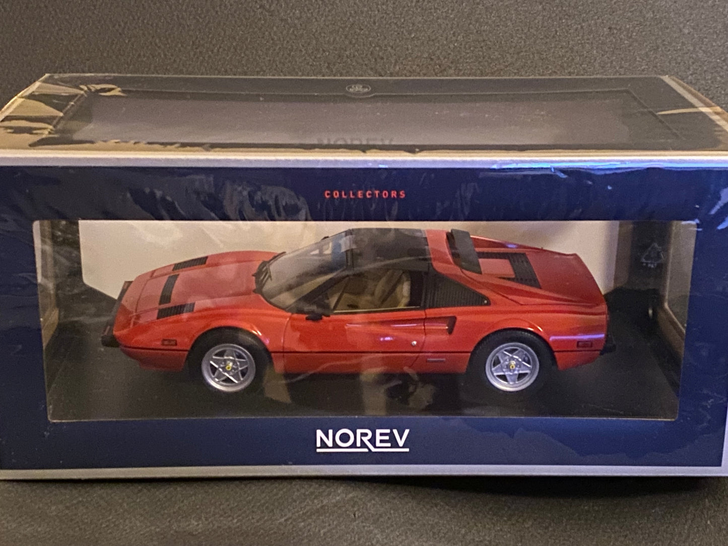 3er-Set Magnum´s Ferrari 308 GTS Rick´s Mercedes Benz SL R107 TC´s VW Bus T3 Umbau 1:18