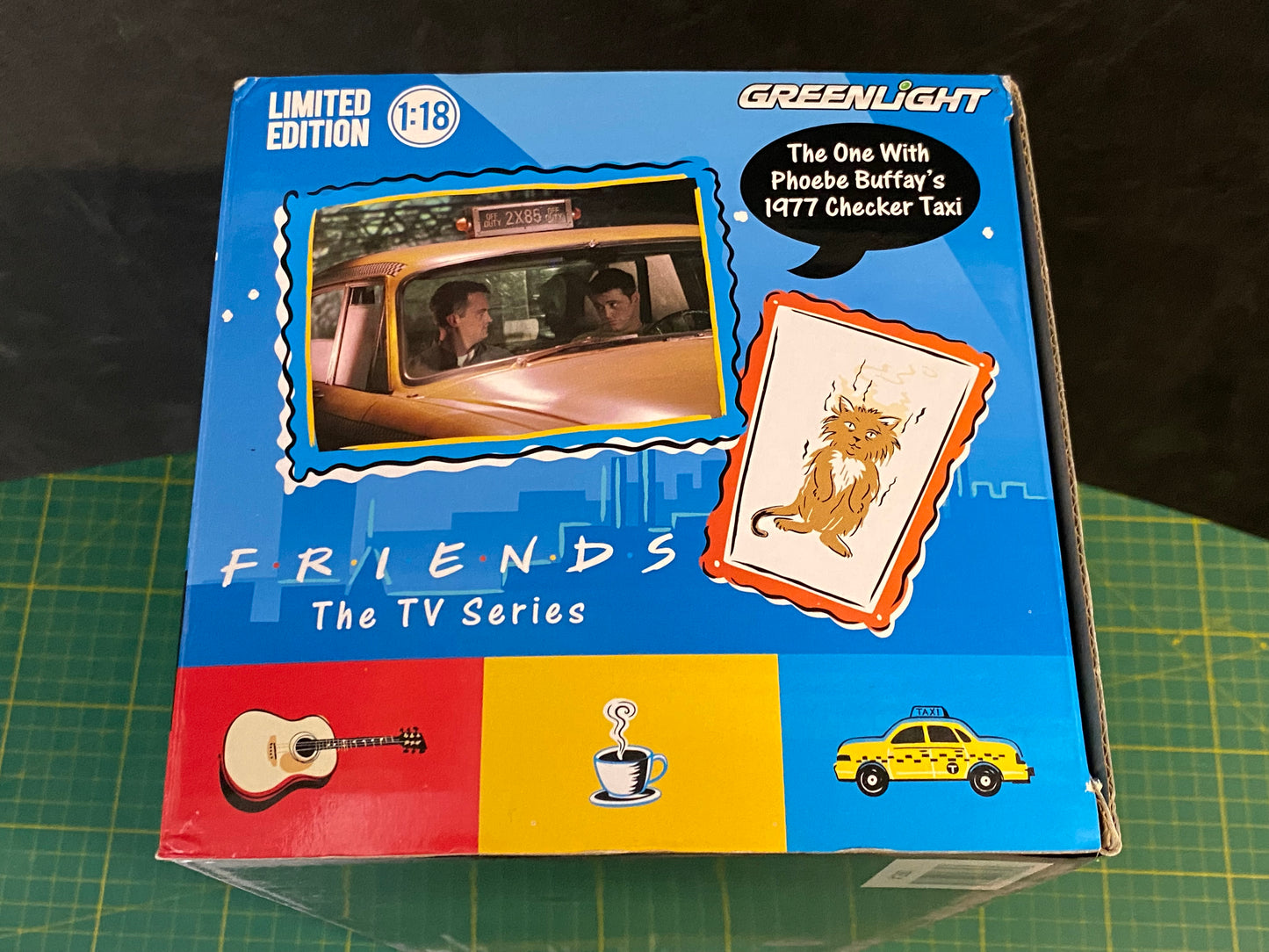 Phoebe Buffay´s 1977 Checker Taxi Cab FRIENDS TV-Serie Greenlight 12887 NEU 1:18
