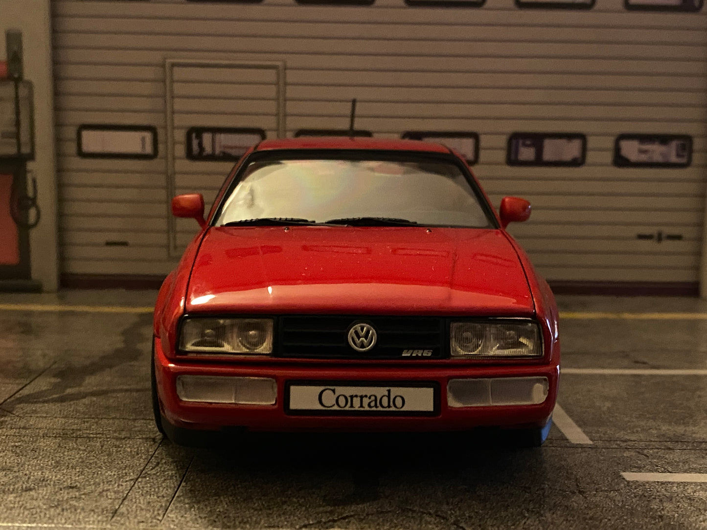 VW Corrado VR6 1992 Rot Red Revell 08877 9092 1:18