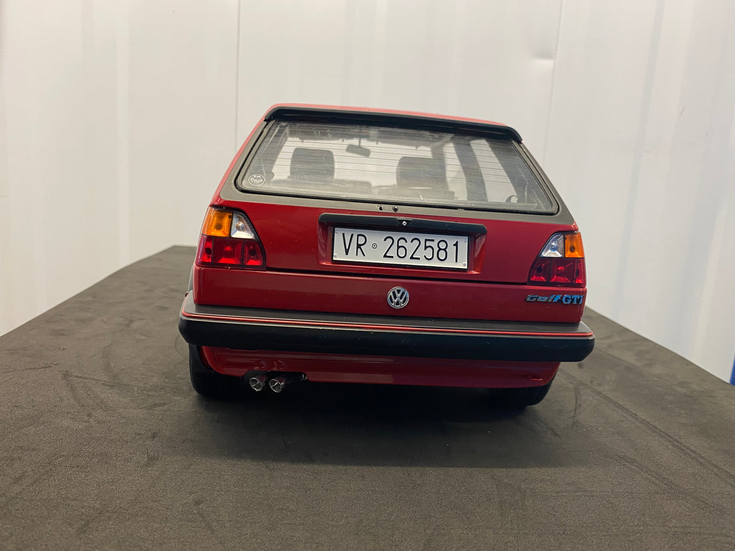 VW Golf 2 GTI Typ 19E mit BBS Felgen fertig montiert mit Mängeln Metall Hachette 1:8