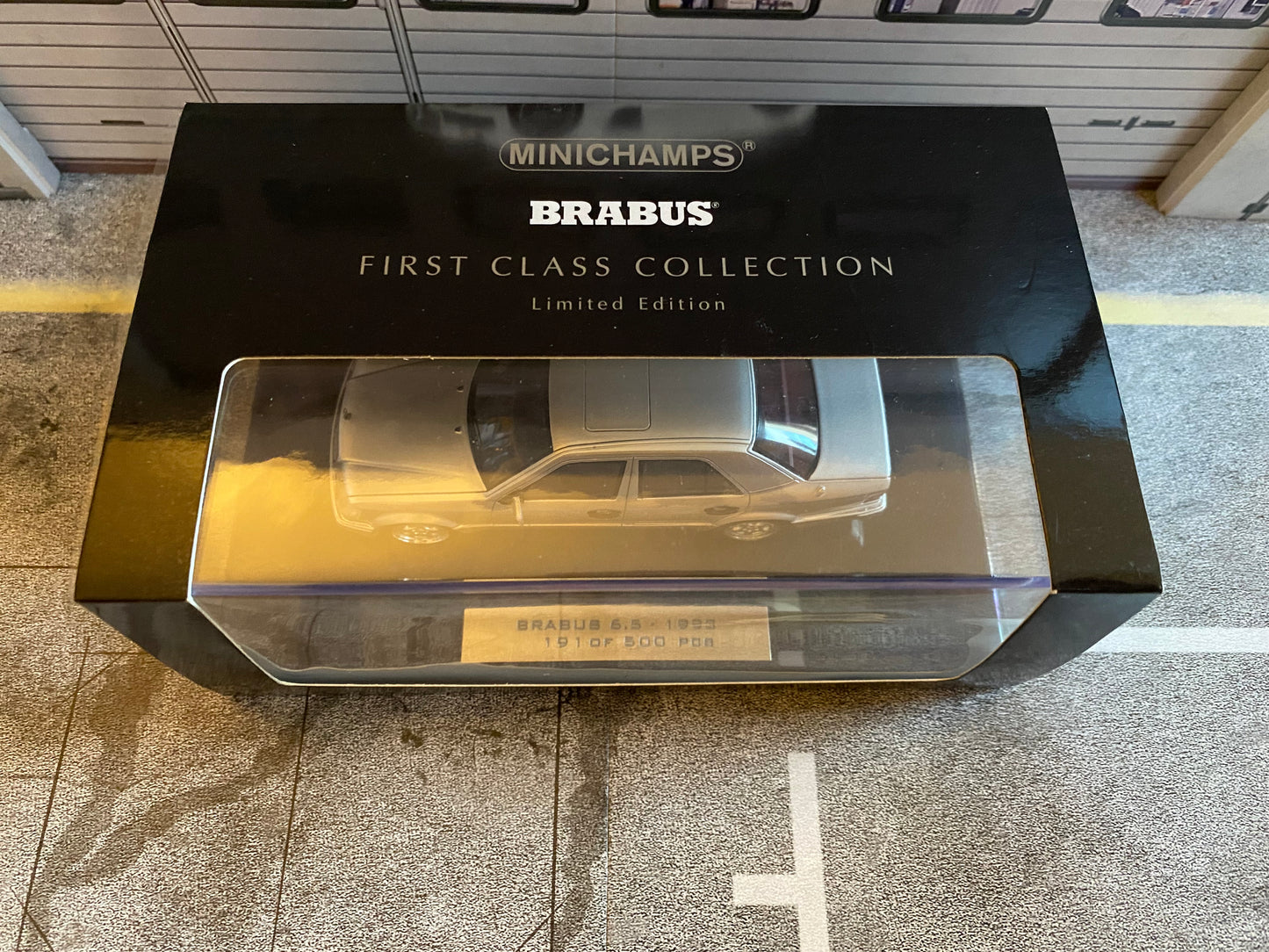 Mercedes Benz BRABUS 500E 6.5 – 1989 – SILVER L.E. 500 pcs. Minichamps 1:43