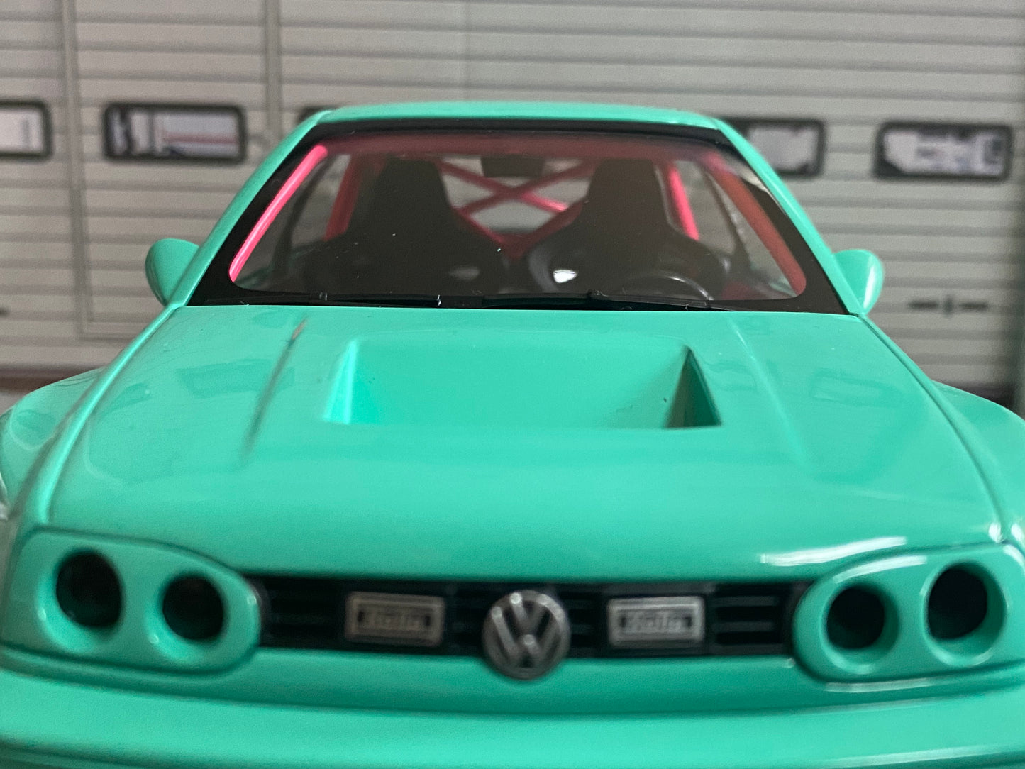 VW Golf III GTI G3V10 JP Performance G3 V10 Umbau auf 2-Sitzer Einzelstück + Vitrine 1:18