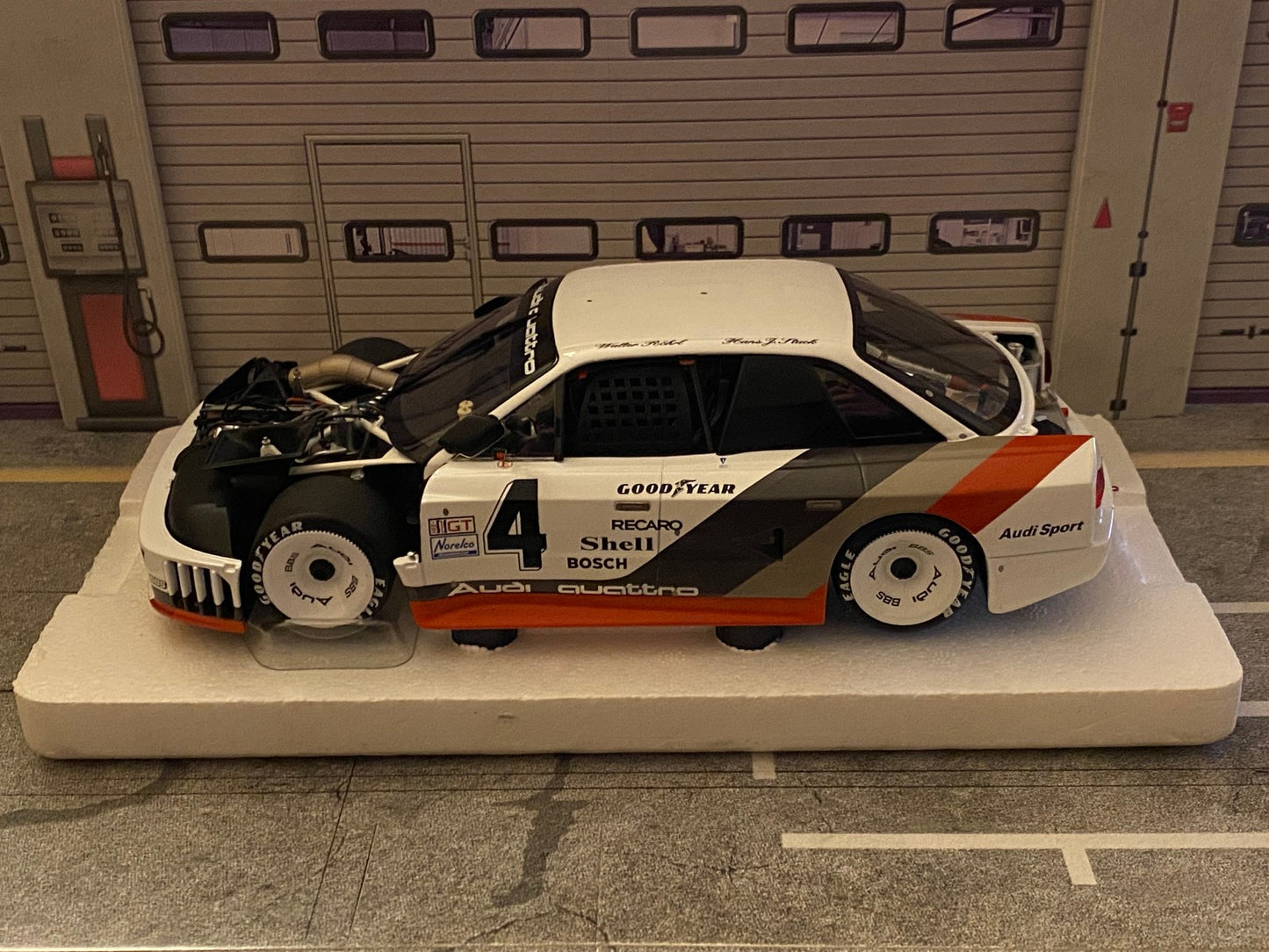 Audi 90 GTO IMSA Stuck Röhrl Sondermodell Quattro GmbH Minichamps Neu OVP 1:18