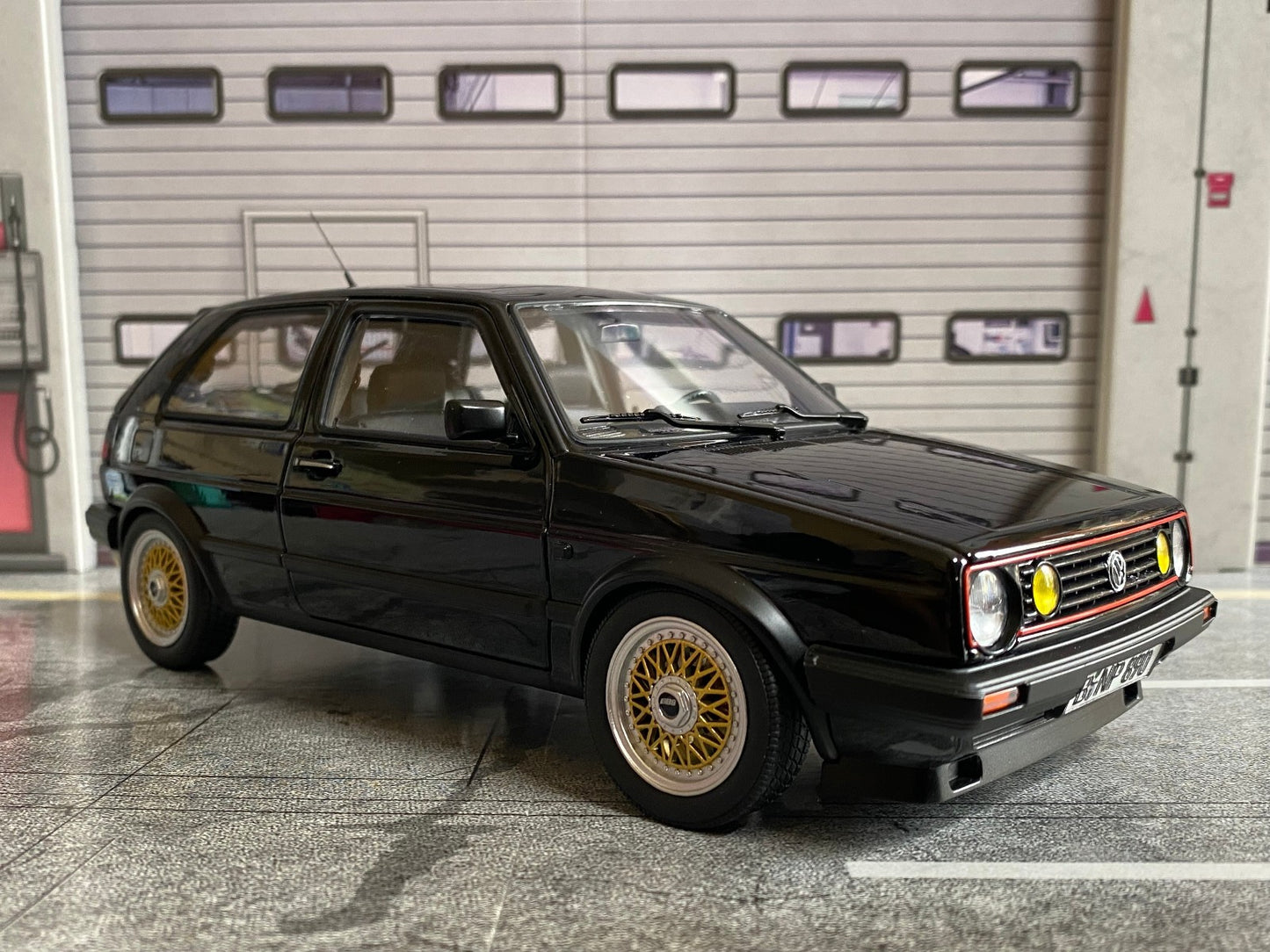 VW Golf 2 GTI G60 DigiFiz Typ 19E 1989 II Schwarz metallic Tuning Diorama Umbau 1:18