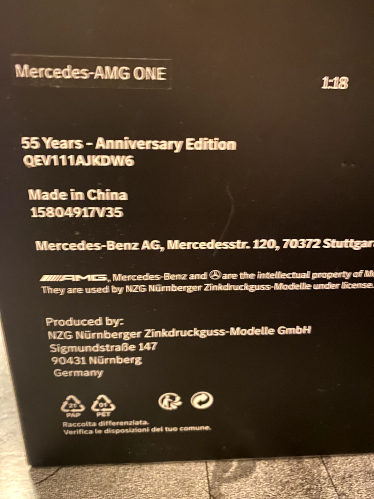 Mercedes-AMG One Sondermodell "55 Jahre AMG" Die Cast NZG 1:18