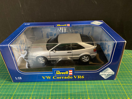 VW Corrado VR6 1995 silber Facelift Revell 088779093 Neu in OVP new in box 1:18