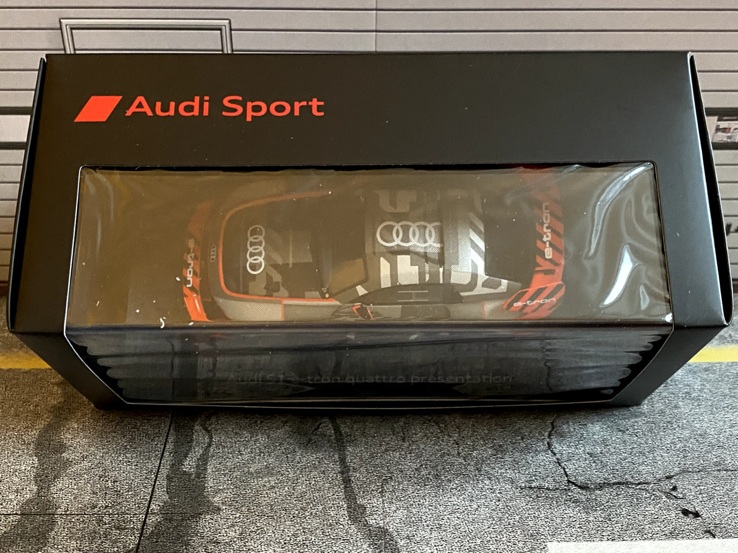 Audi S1 Quattro E-Tron Präsentation Audi Sport Collection Neu in OVP new 1:43
