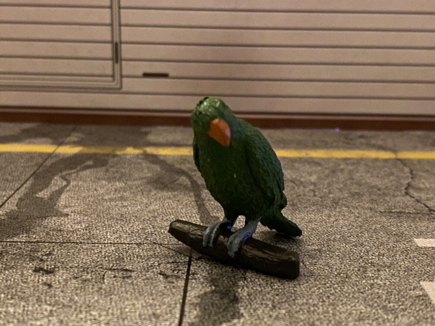 Papagei Ara grün Südamerika Kunststoff neu Diorama Maßstab ca. 1:10 / 1:12