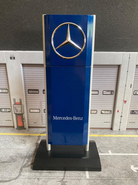 Mercedes Benz Pylon MB Autohaus für Diorama Kunststoff/Aluminium ca. 32 cm 1:18