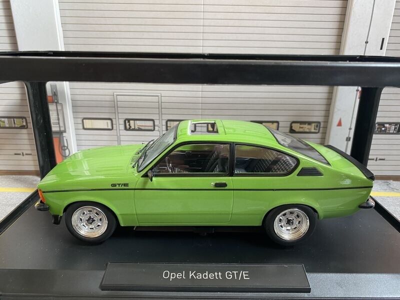 Opel Kadett C Coupe 1:18 lindgrün Umbau Tuning outlet inkl. OVP