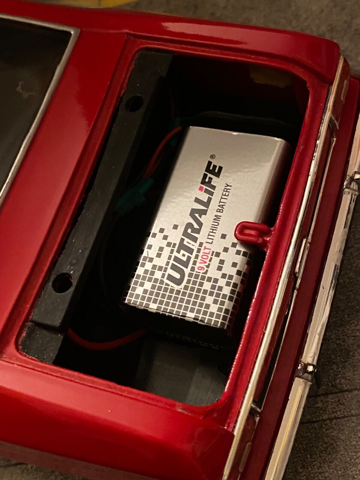 Starsky & Hutch Ford Gran Torino Umbau mit Beleuchtung Licht Teardrop Light 1:18