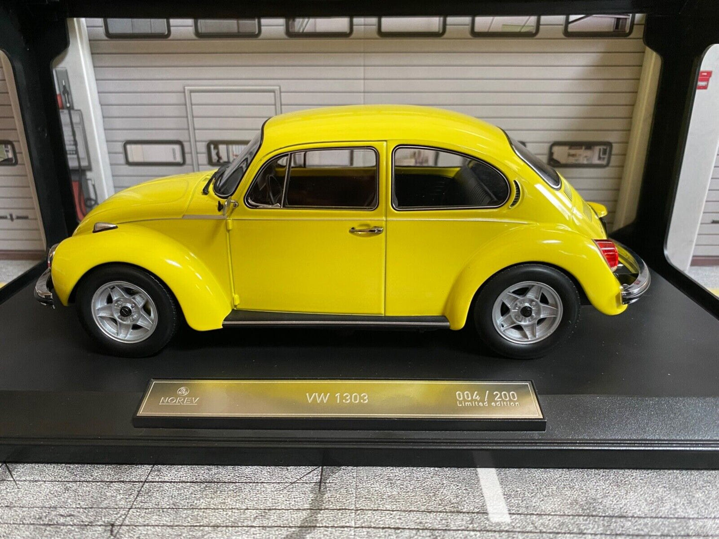 VW Käfer 1303 DUDU Umbau ATS Felgen Einzelstück + J. Fuchsberger Autogramm 1:18