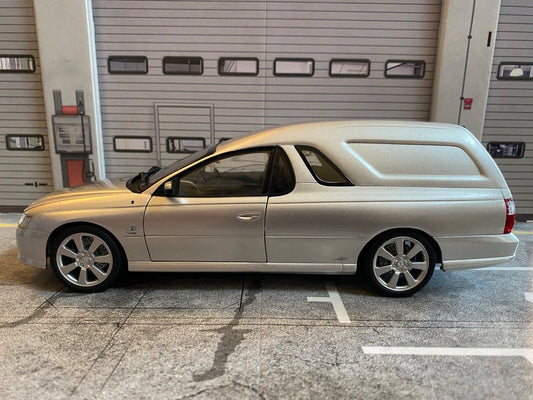 Holden VY SS Ute with Canopy Quicksilver Classic Carlectables 18139 DieCast 1:18